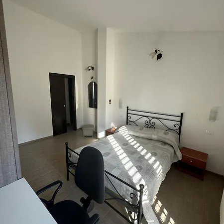 Dimora San Salvatore Con Cucina, Vicino Ospedale Univaq E Gdf Apartment