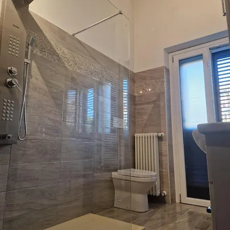 Apartment Dimora San Salvatore Con Cucina, Vicino Ospedale Univaq E Gdf L'Aquila