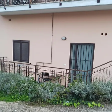 Dimora San Salvatore Con Cucina, Vicino Ospedale Univaq E Gdf